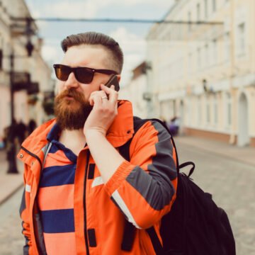 9 Signs You’re a True Hipster Travelling Expert