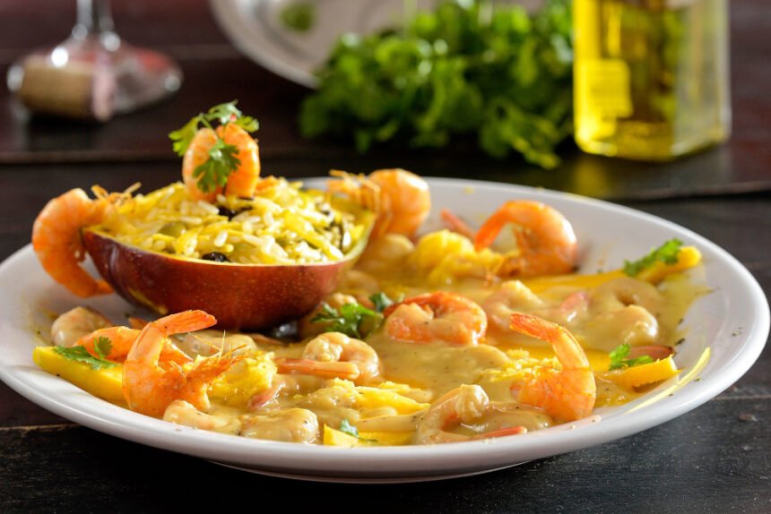 Want to Make Creamed Corn Into a Meal? Add Shrimp Want to Make Creamed Corn Into a Meal? Add Shrimp