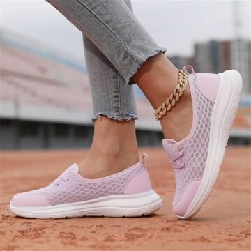 Best Casual Shoes for Women in the USA: Comfort & Style (2026)