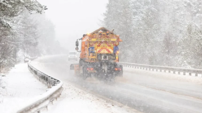 Storm Goretti Live: Rare Red Warning Issued as 100mph Winds and “Weather Bomb” Batter the UK