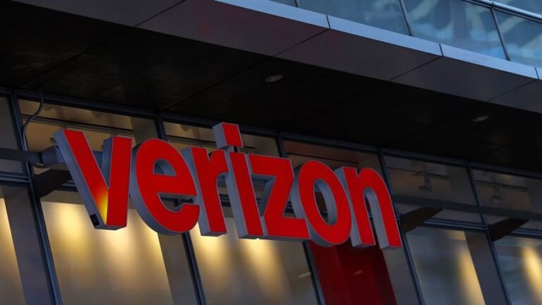 Verizon’s 2026 “SOS Mode” Outage: What Happened and How to Get Your Signal Back