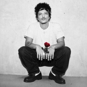 Silk Sonic Reunion? Why Anderson .Paak Joining Bruno Mars’ Tour is a Game-Changer. Silk Sonic Reunion? Why Anderson .Paak Joining Bruno Mars’ Tour is a Game-Changer.