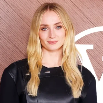 Sophie Turner Back in the Spotlight: New Projects, Public Appearances, and Career Comeback Buzz Sophie Turner Back in the Spotlight: New Projects, Public Appearances, and Career Comeback Buzz